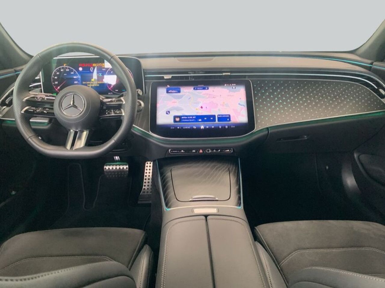 Mercedes-Benz E-Klasse – Bild 13