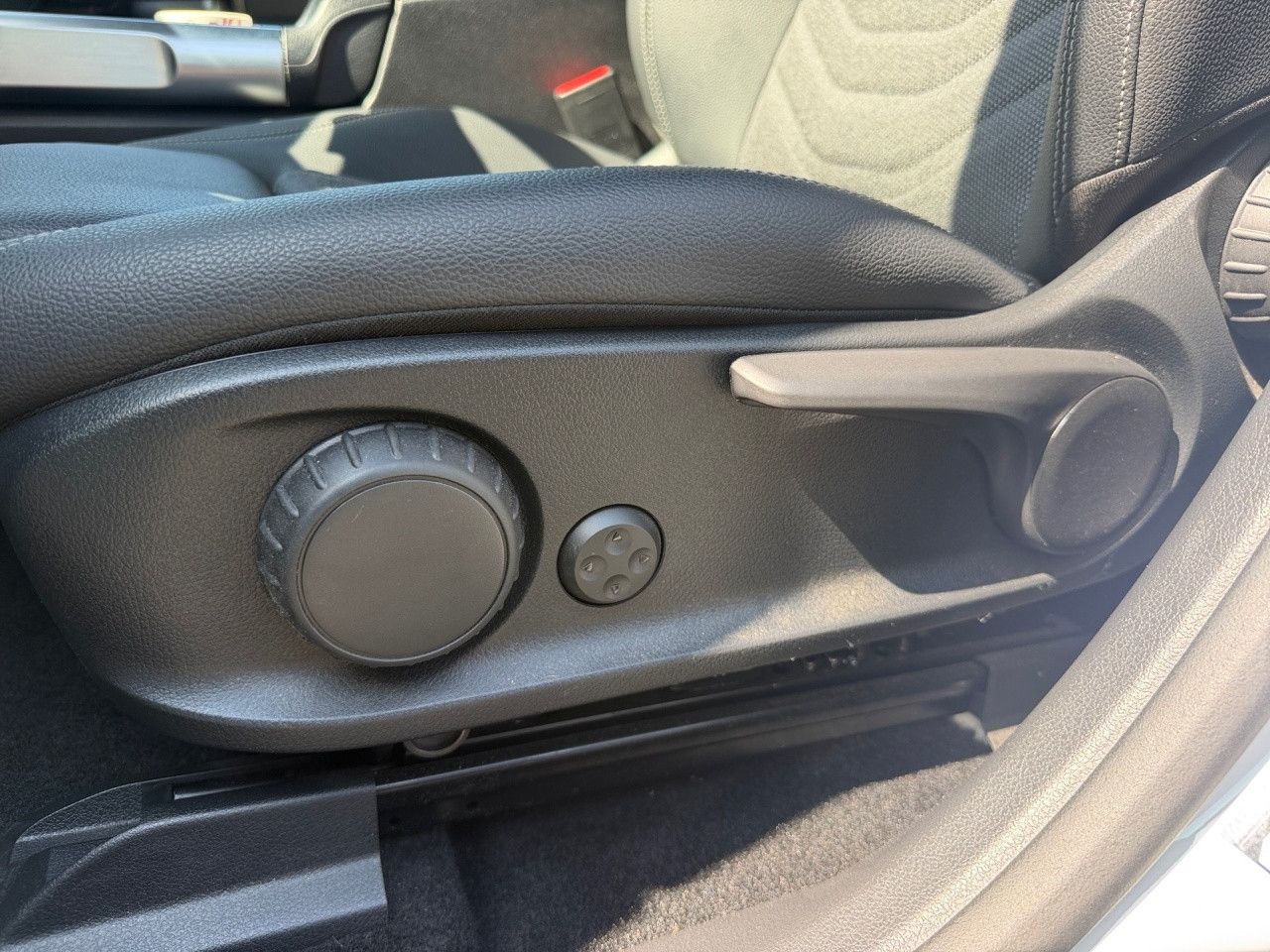 Mercedes-Benz EQB – Bild 4