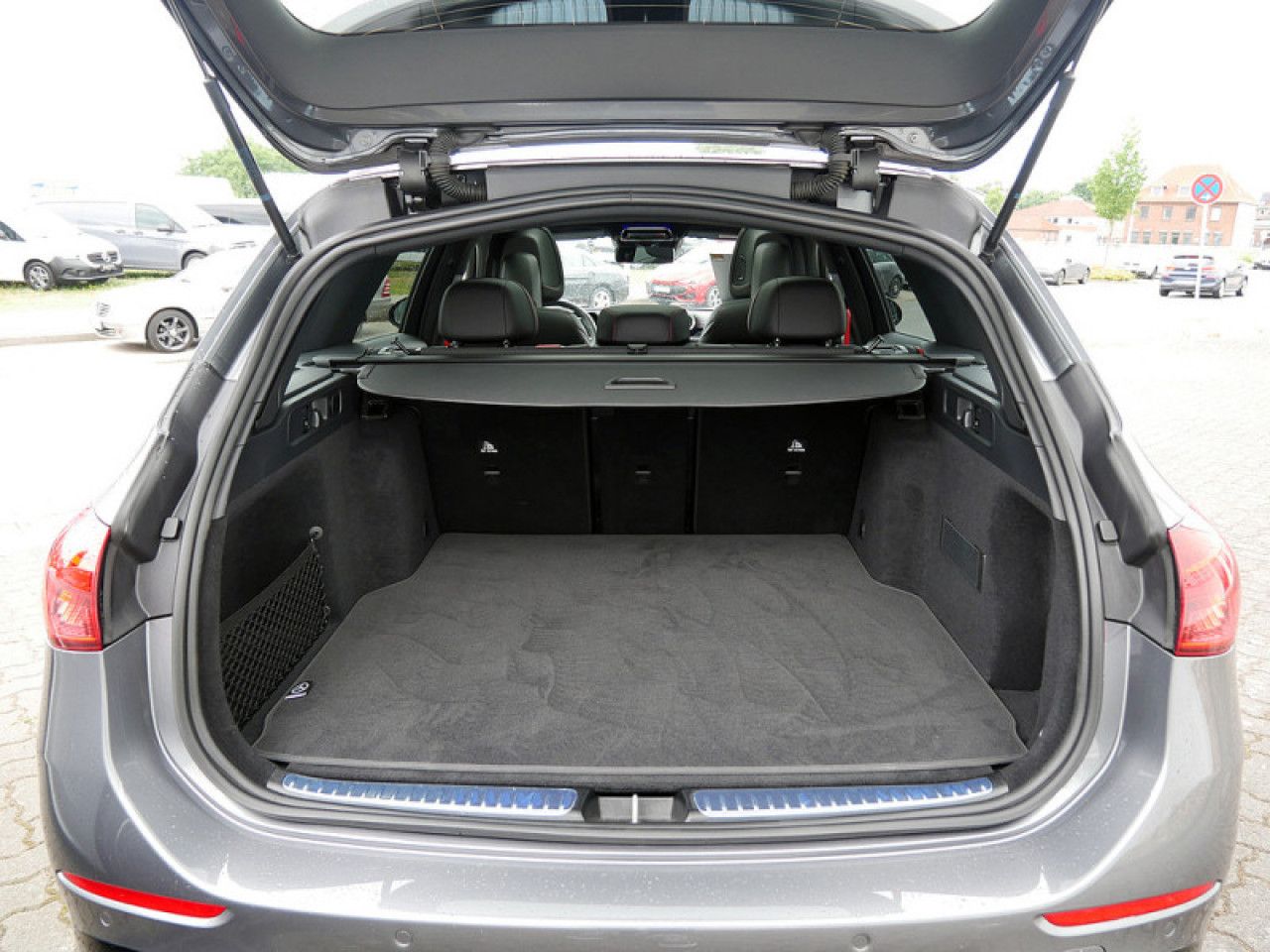 Mercedes-Benz C-Klasse – Bild 12