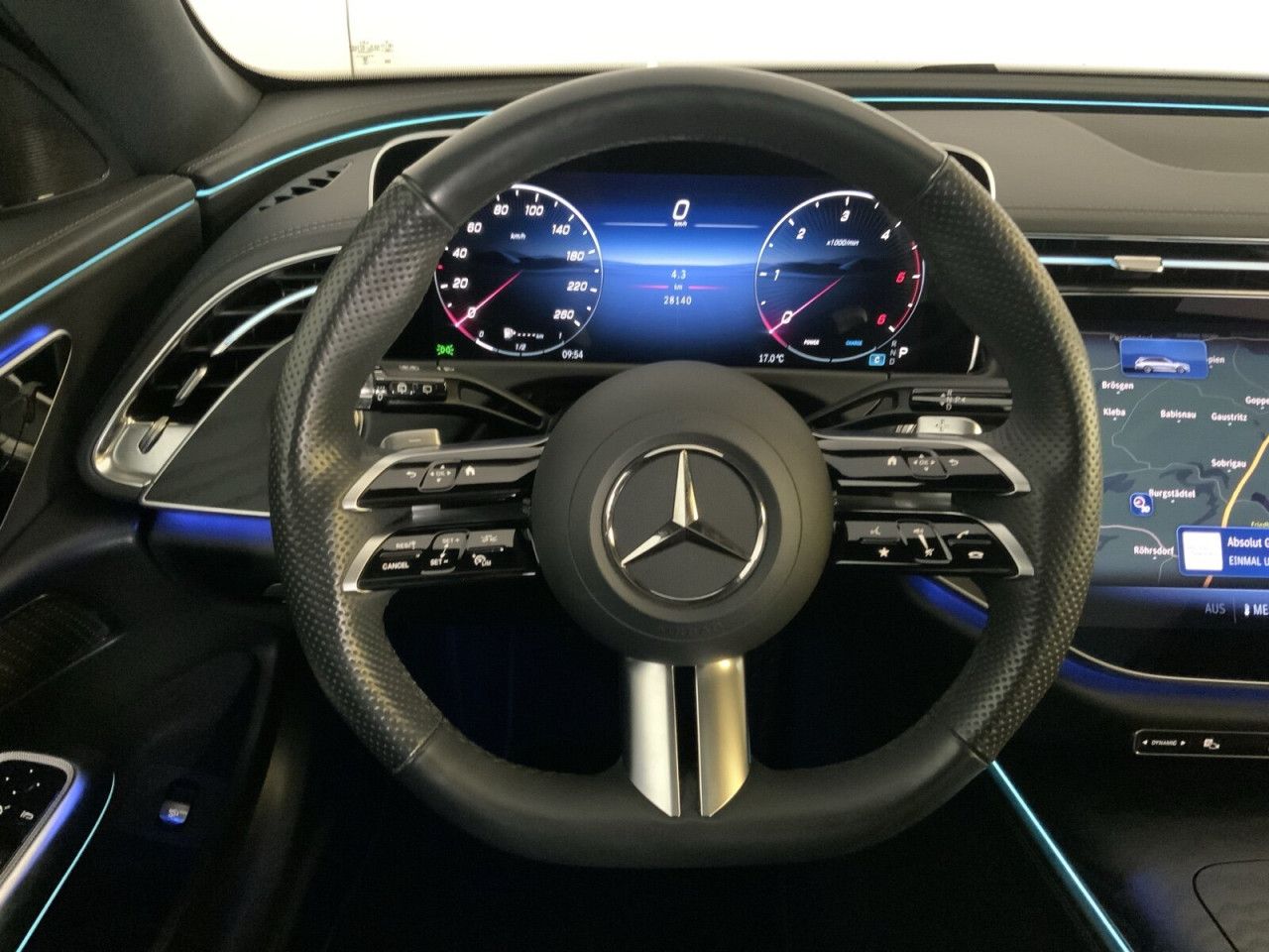 Mercedes-Benz E-Klasse – Bild 10