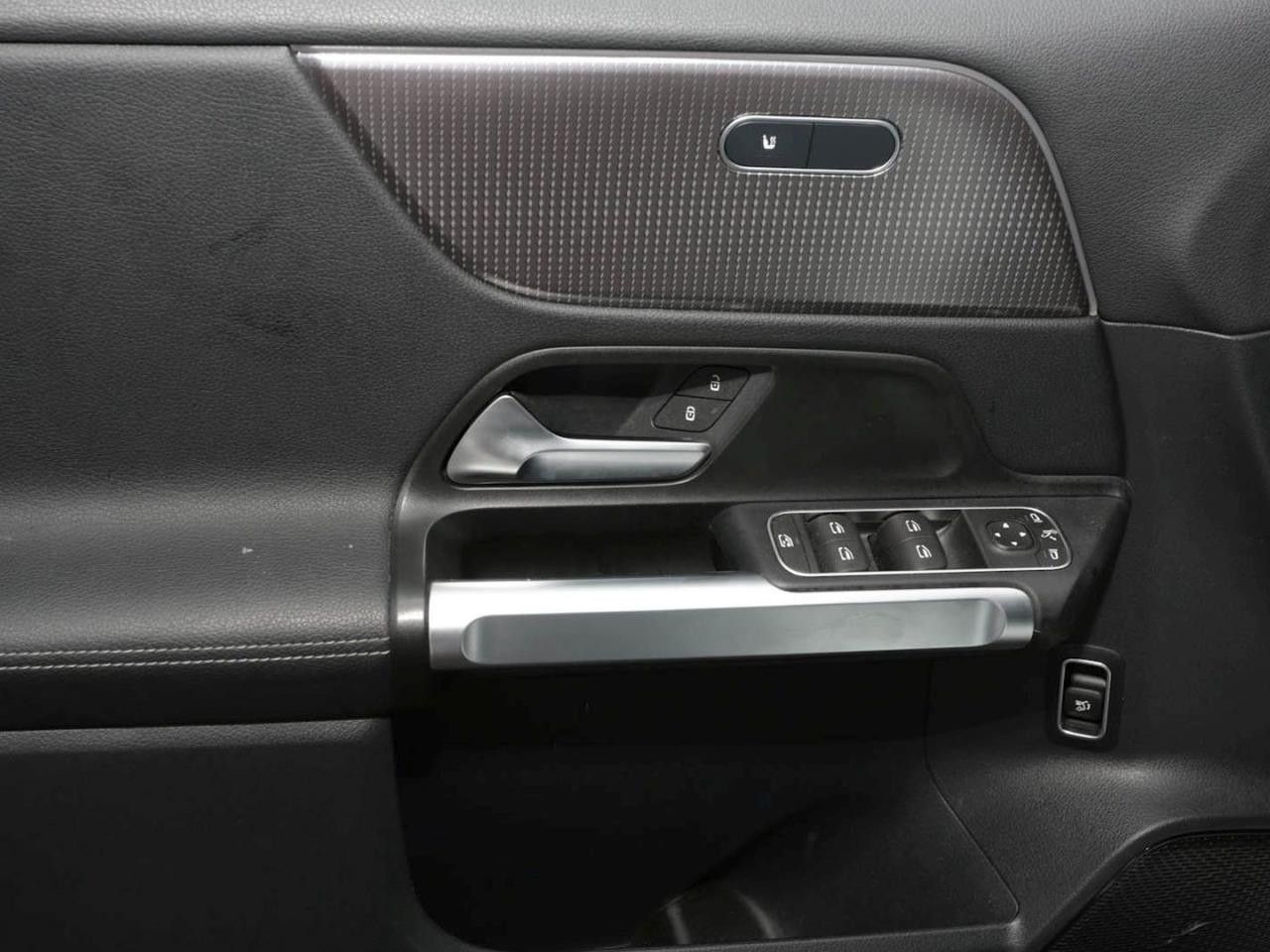 Fahrzeugbild 16 / 20