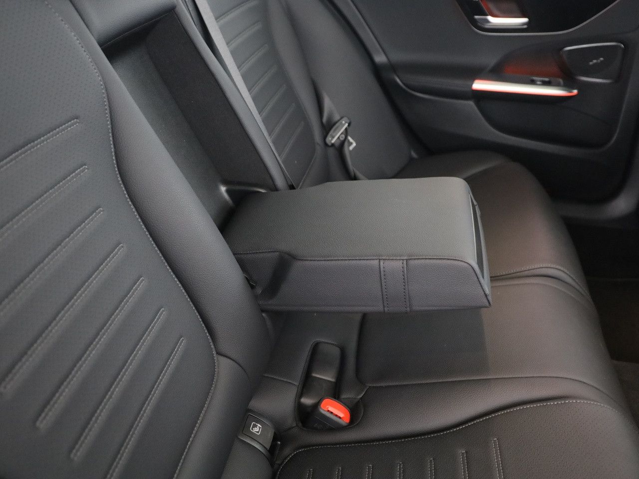 Mercedes-Benz C-Klasse – Bild 20
