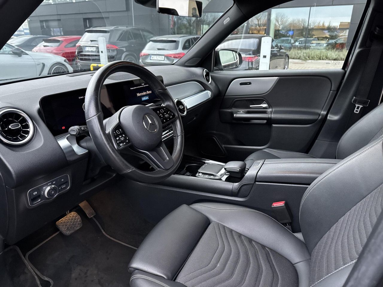 Zdjęcie pojazdu 4 / 7