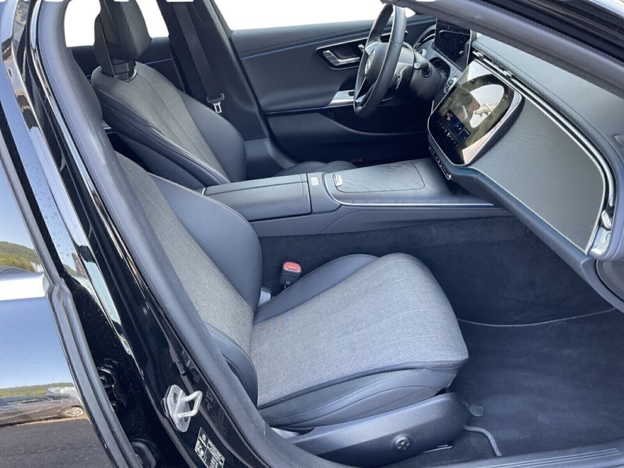 Mercedes-Benz E-Klasse – Bild 10