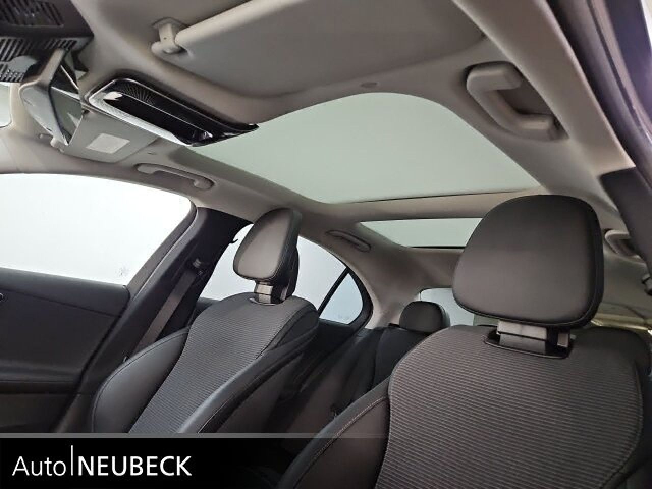 Mercedes-Benz C-Klasse – Bild 27
