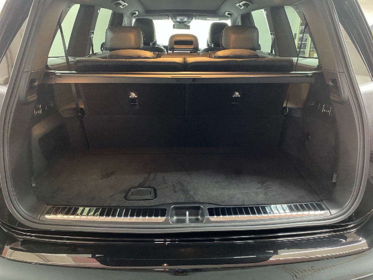 Mercedes-Benz GLS – Bild 12