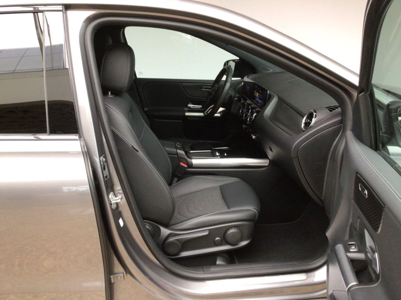 Fahrzeugbild 10 / 16