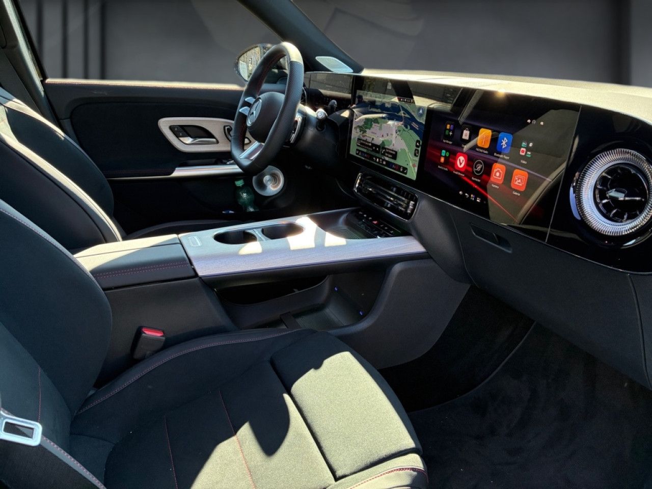 Mercedes-Benz GLB – Bild 14