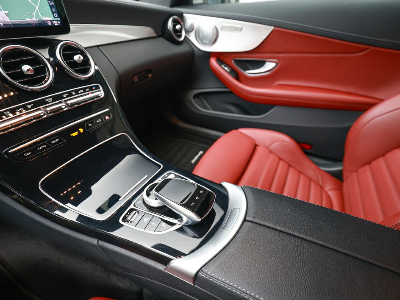 Fahrzeugbild 15 / 19