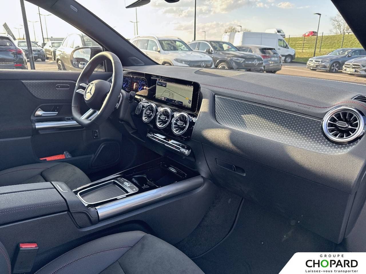 Photo du v&eacute;hicule 13 / 18