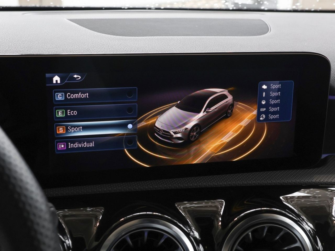 Mercedes-Benz A-Klasse – Bild 18