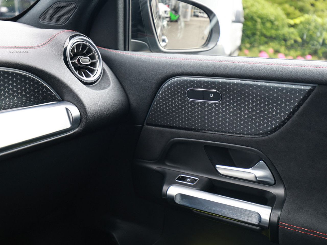 Mercedes-Benz EQB – Bild 17