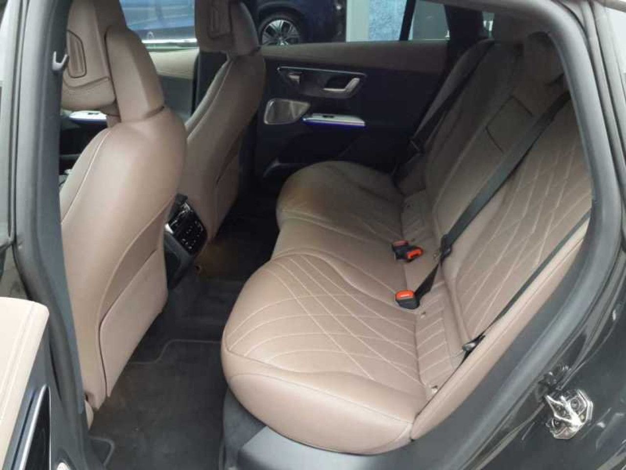 Mercedes-Benz EQE – Bild 13