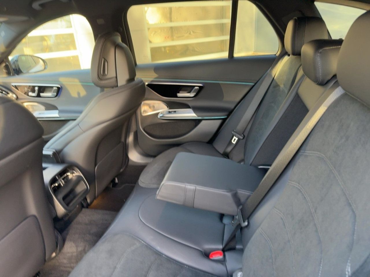 Mercedes-Benz E-Klasse – Bild 16