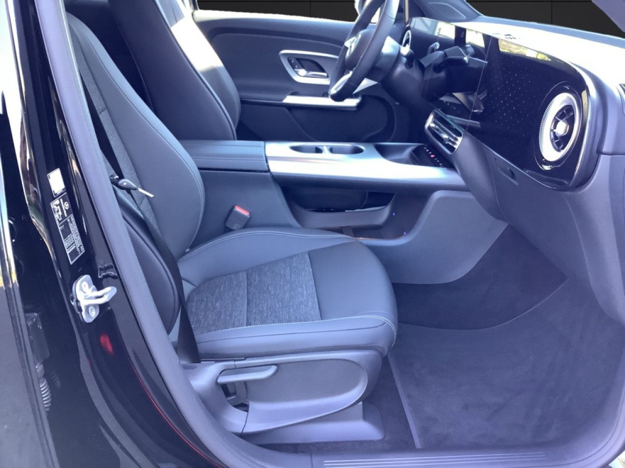Mercedes-Benz GLB – Bild 6