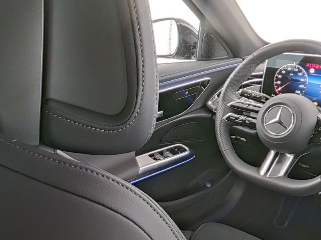 Mercedes-Benz E-Klasse – Bild 4
