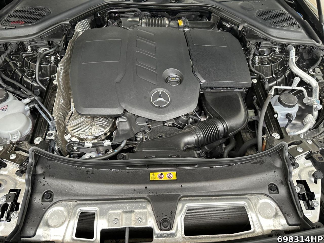 Mercedes-Benz E-Klasse – Bild 7