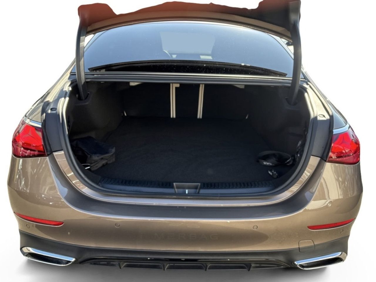 Mercedes-Benz E-Klasse – Bild 7