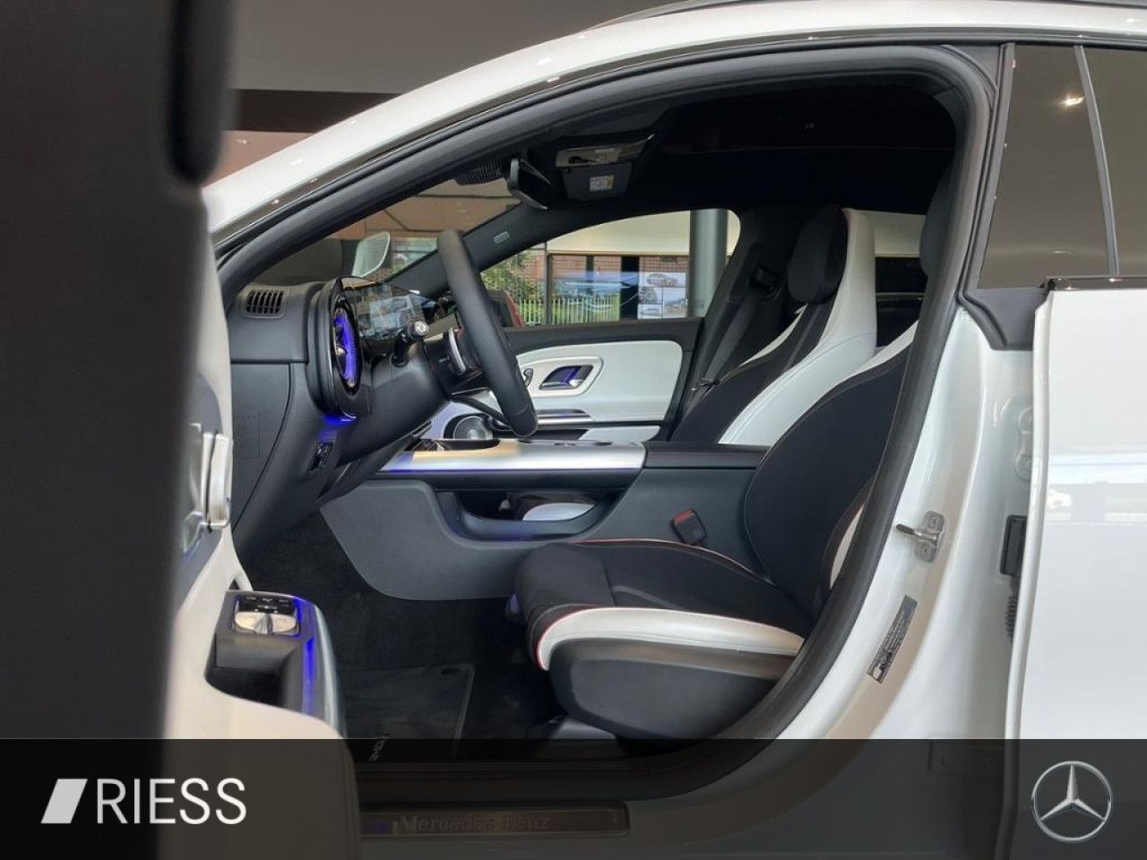 Mercedes-Benz CLA – Bild 2