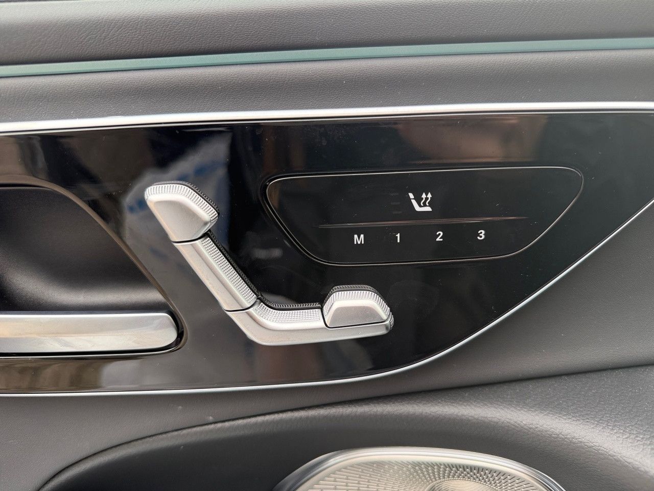 Mercedes-Benz E-Klasse – Bild 21