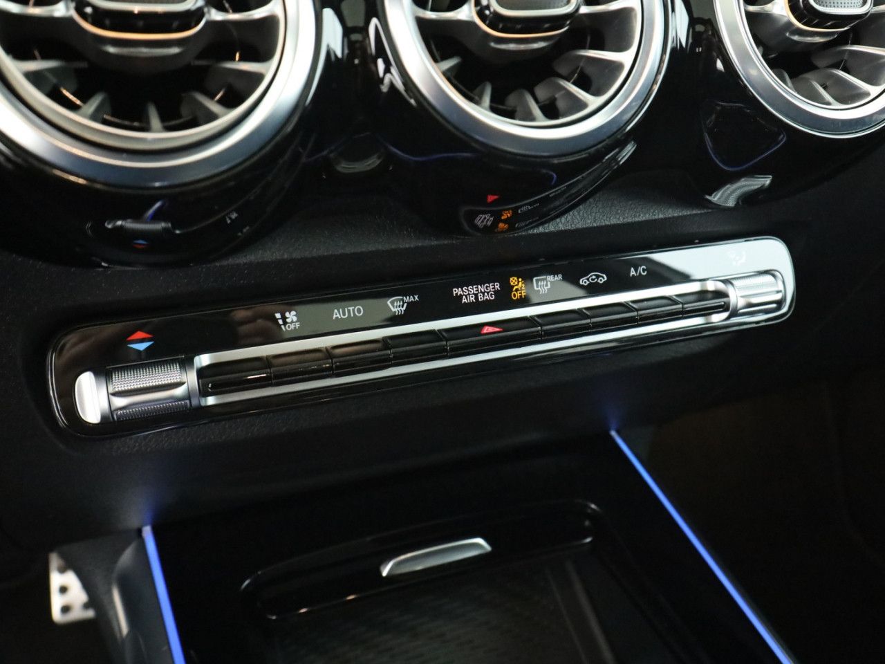 Mercedes-Benz GLB – Bild 14