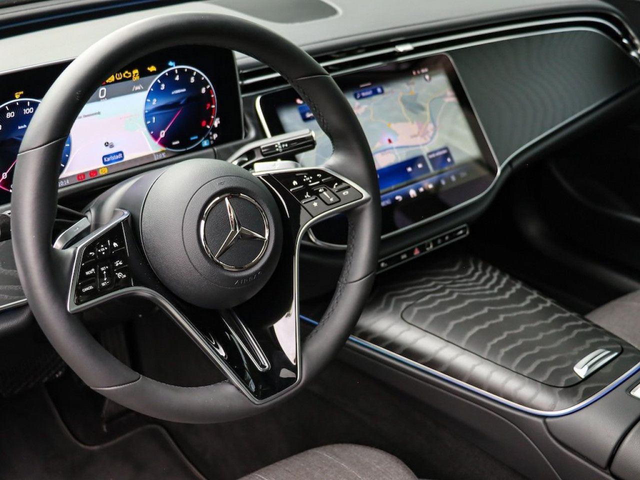 Mercedes-Benz E-Klasse – Bild 20