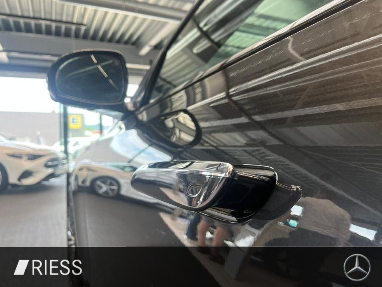 Mercedes-Benz E-Klasse – Bild 18