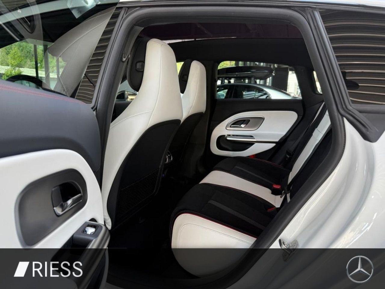 Mercedes-Benz CLA – Bild 4