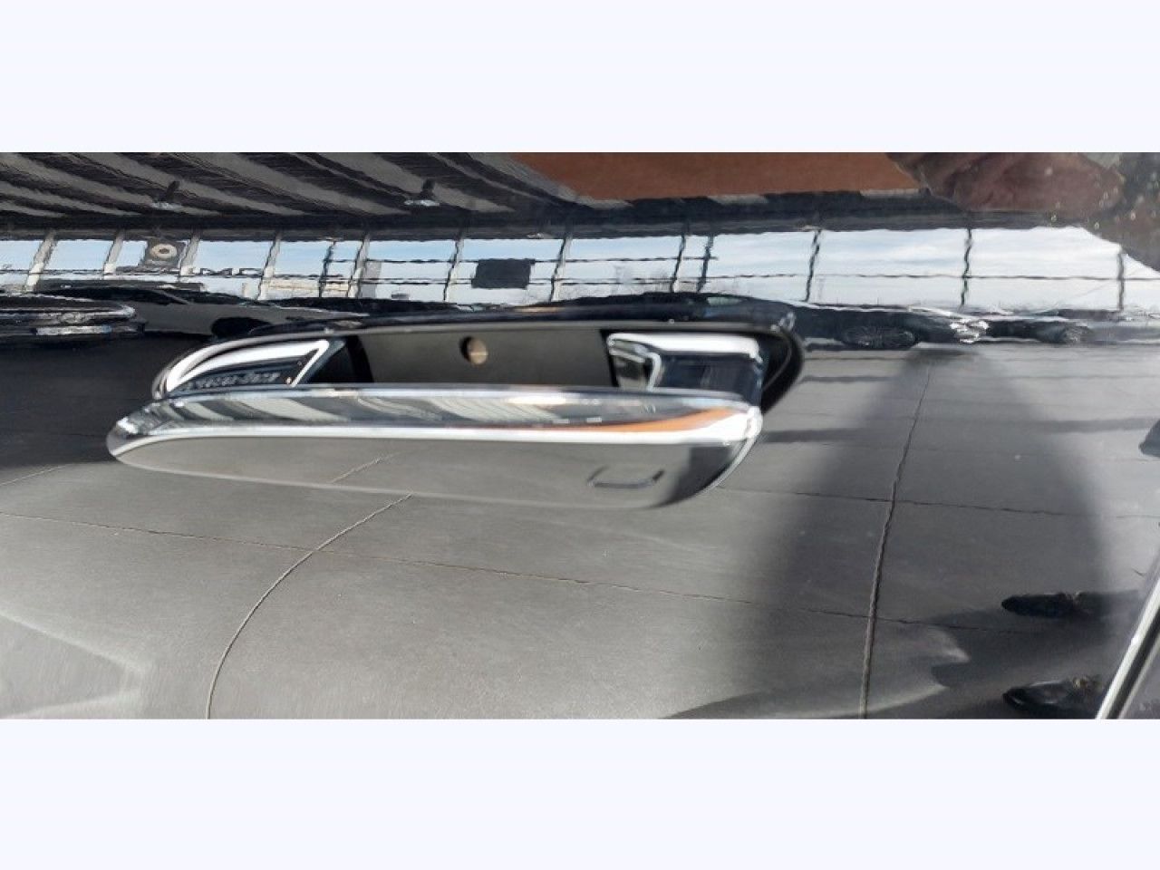 Photo du v&eacute;hicule 15 / 18