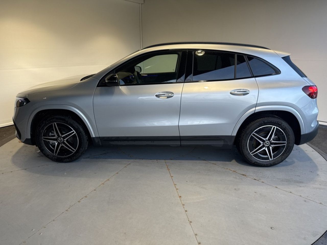 Photo du v&eacute;hicule 6 / 18