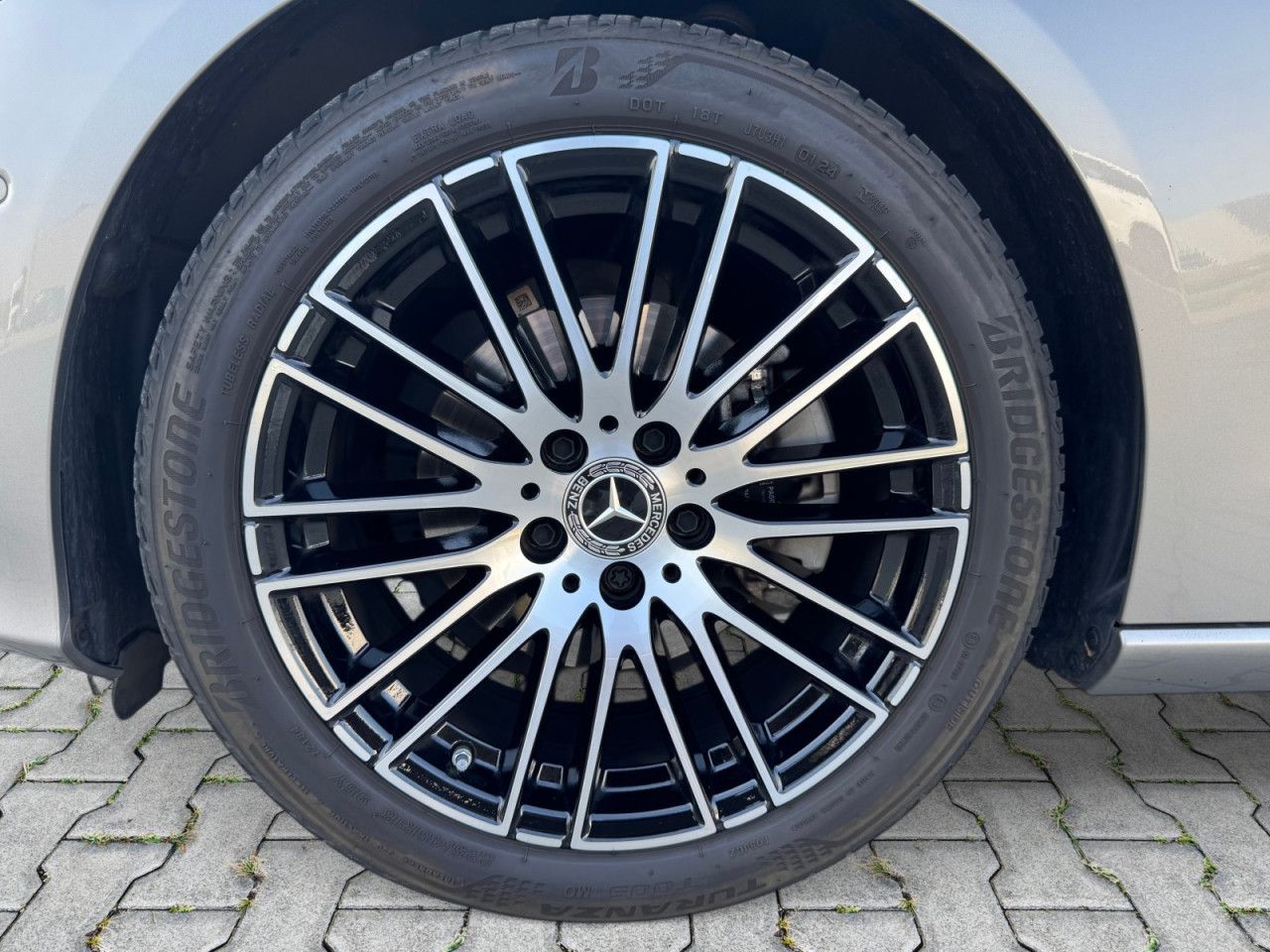 Zdjęcie pojazdu 9 / 25