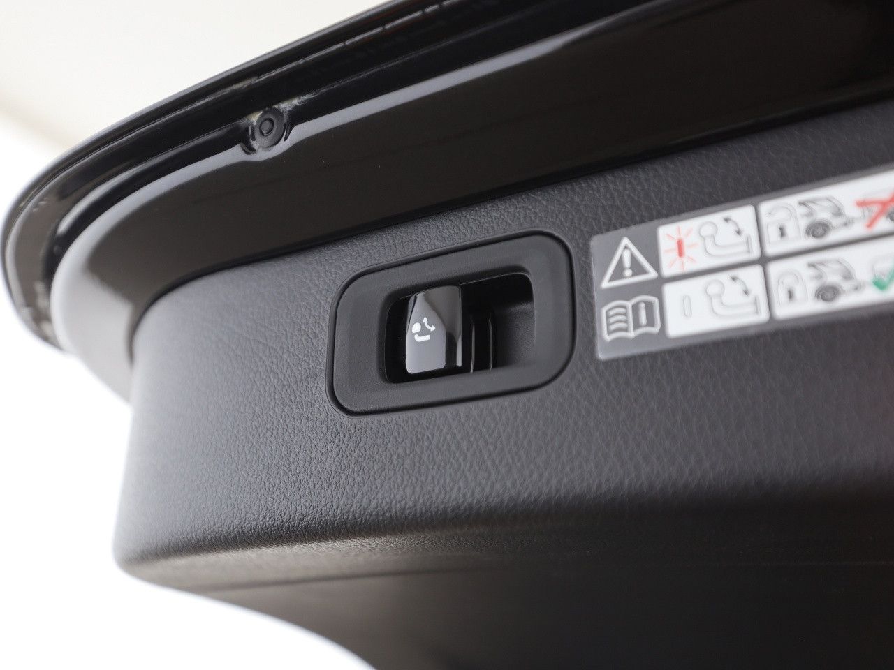 Mercedes-Benz C-Klasse – Bild 23