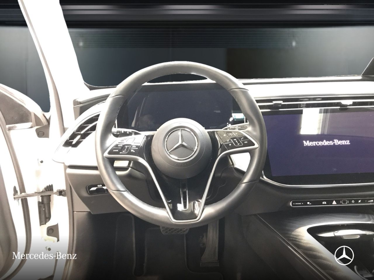 Mercedes-Benz E-Klasse – Bild 12