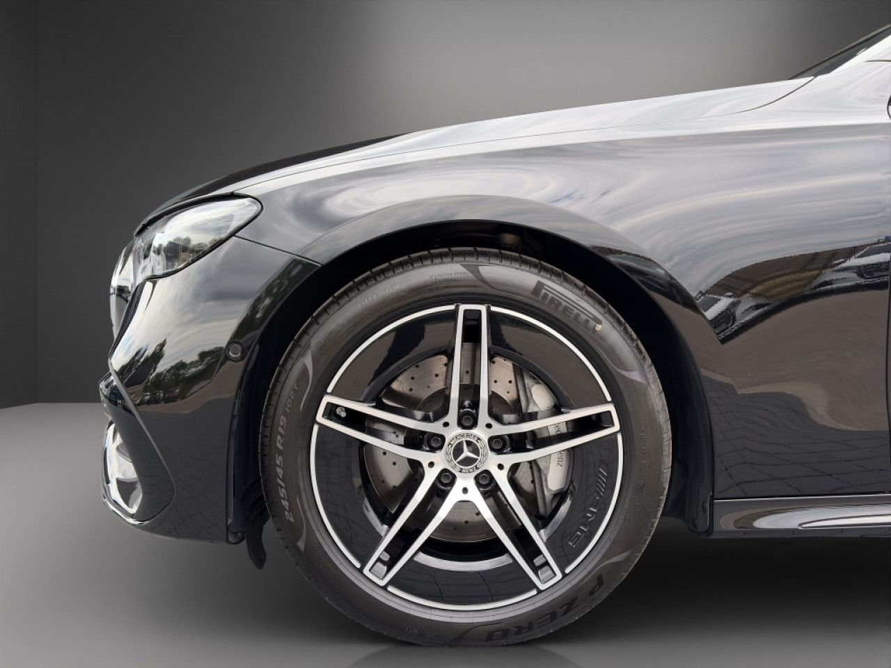 Mercedes-Benz E-Klasse – Bild 4