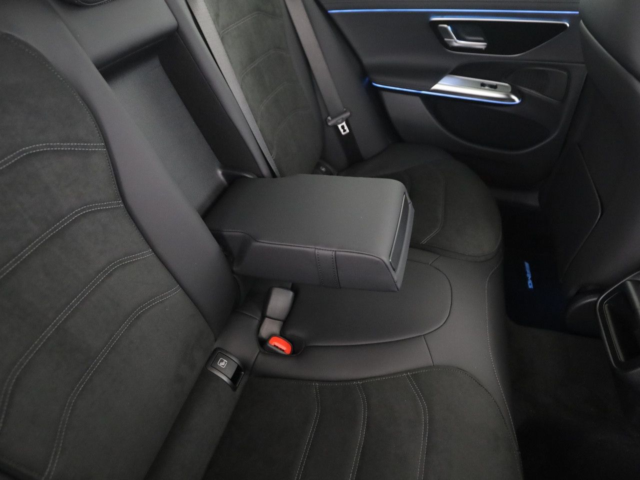 Mercedes-Benz E-Klasse – Bild 21