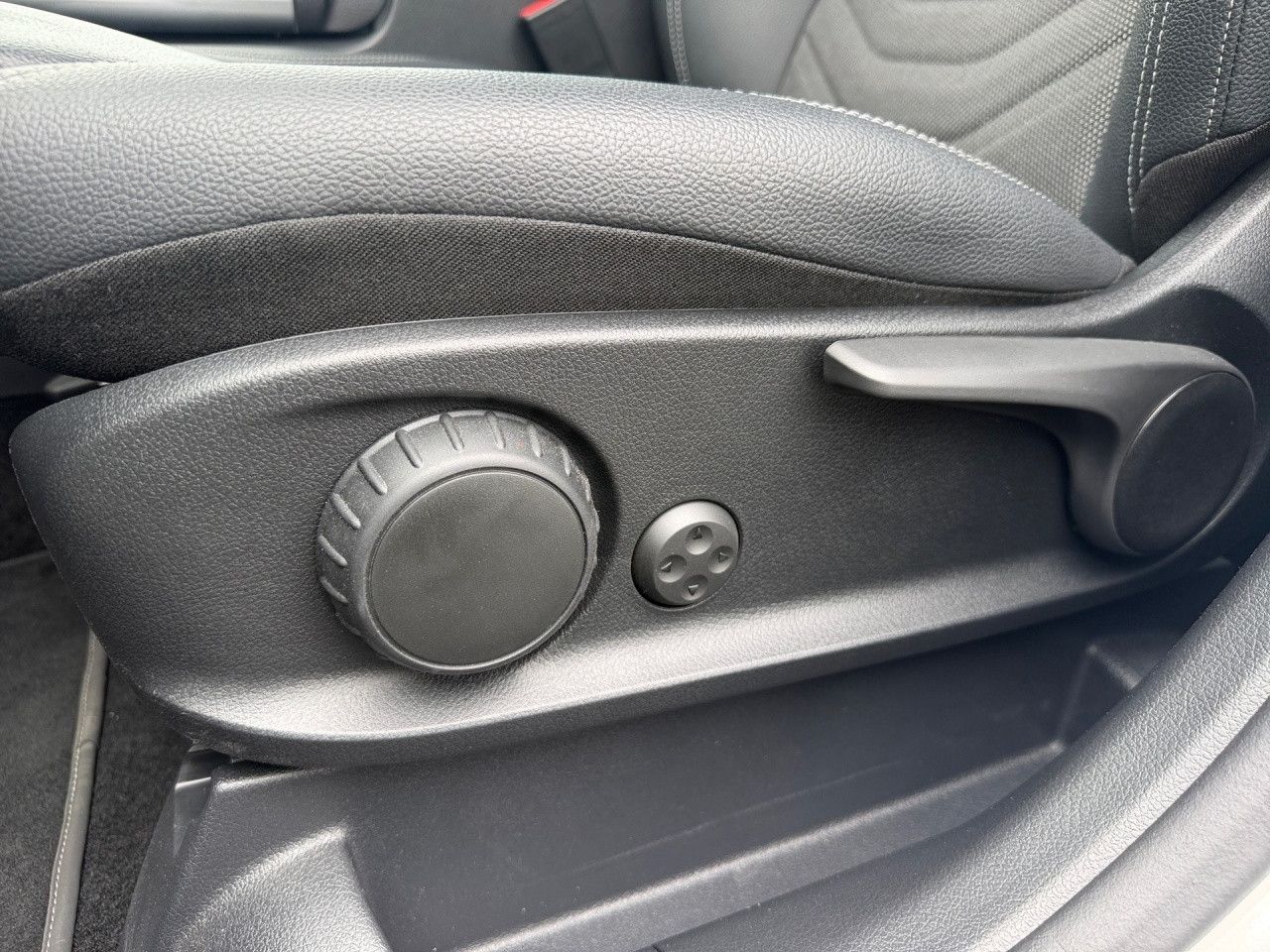 Mercedes-Benz GLA – Bild 4