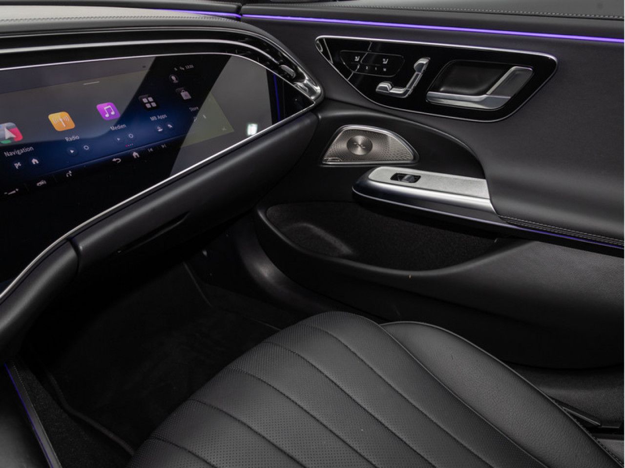 Mercedes-Benz E-Klasse – Bild 17