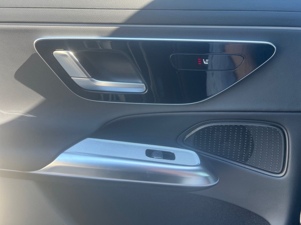 Mercedes-Benz E-Klasse – Bild 24