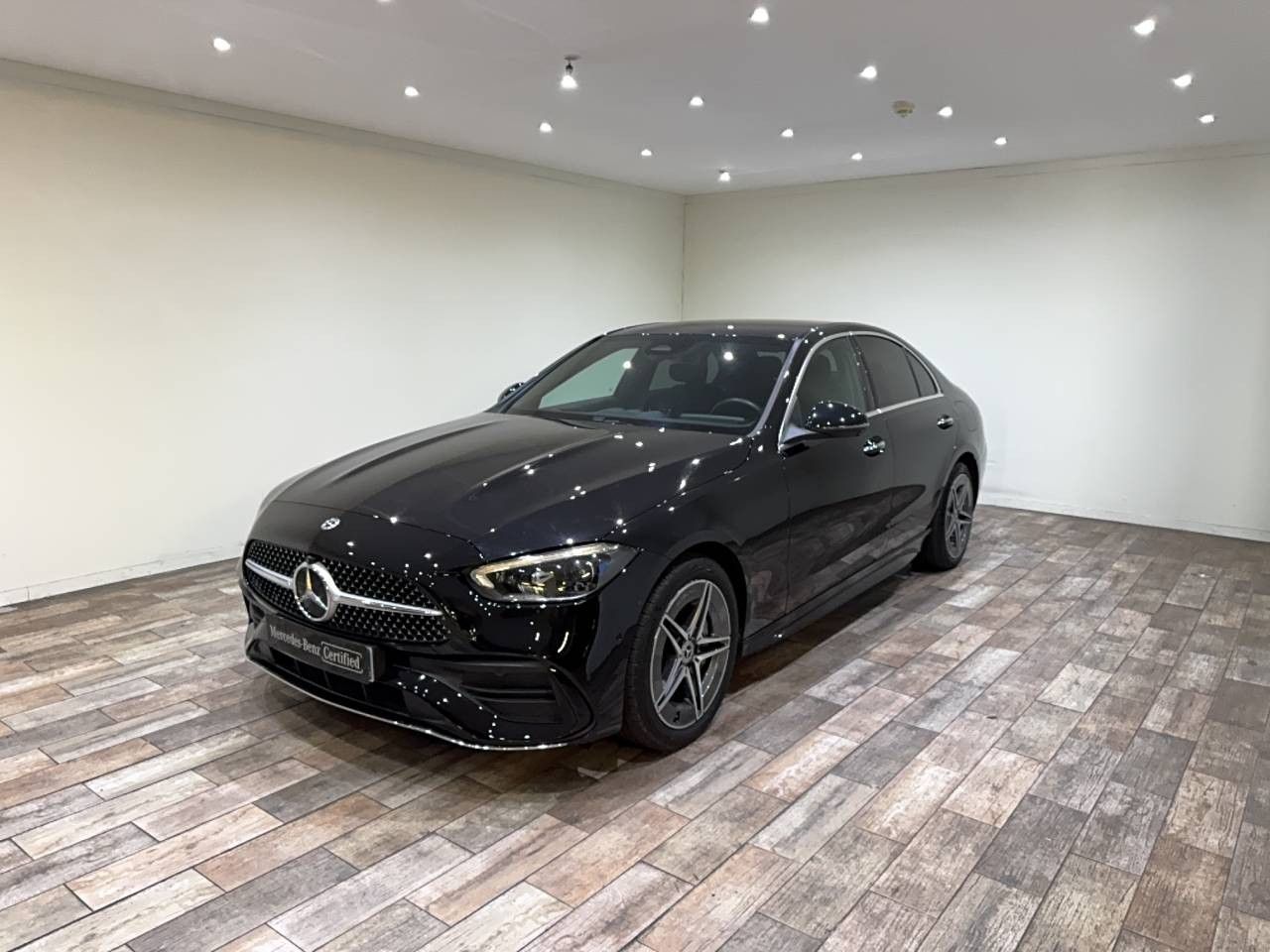 Photo du véhicule 1 / 18