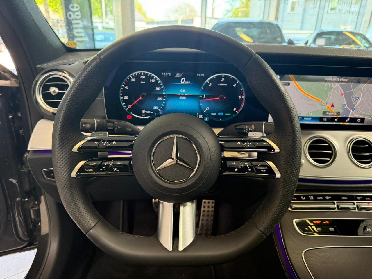 Mercedes-Benz E-Klasse – Bild 17