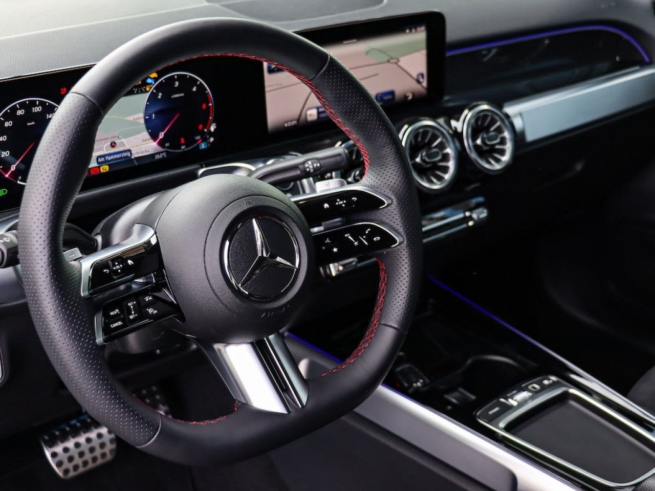 Mercedes-Benz GLB – Bild 19