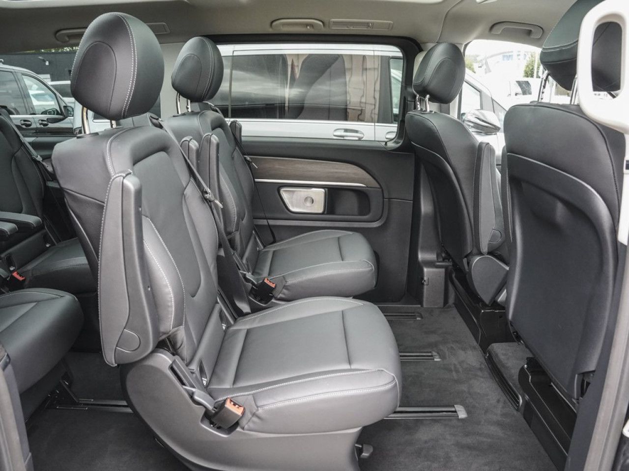 Mercedes-Benz EQV – Bild 13