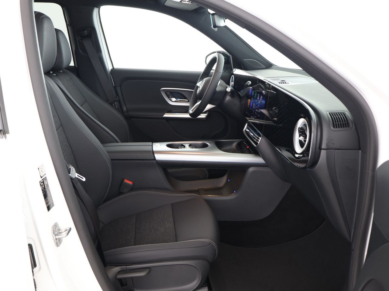 Mercedes-Benz GLB – Bild 8