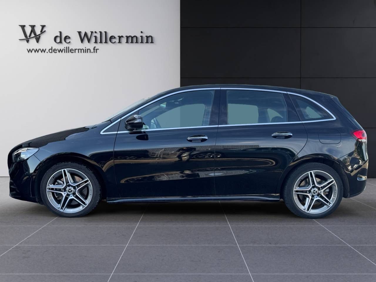 Photo du véhicule 8 / 18