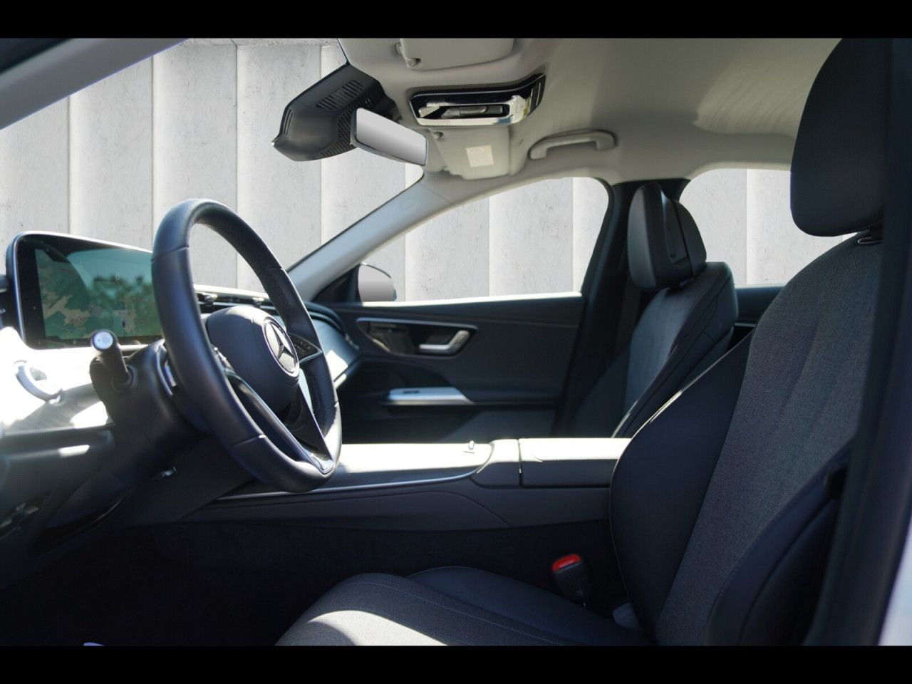 Mercedes-Benz E-Klasse – Bild 16