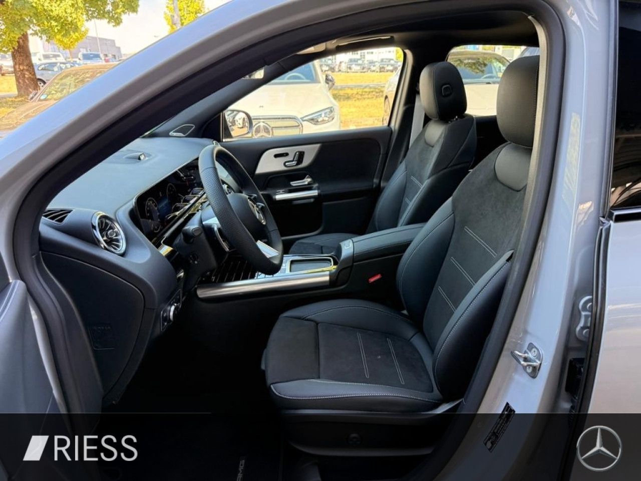 Mercedes-Benz GLA – Bild 2