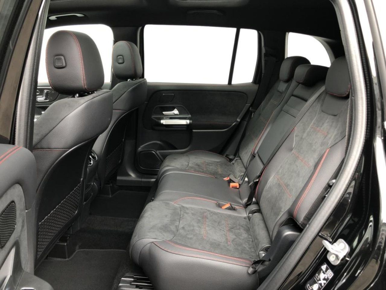 Mercedes-Benz GLB – Bild 7