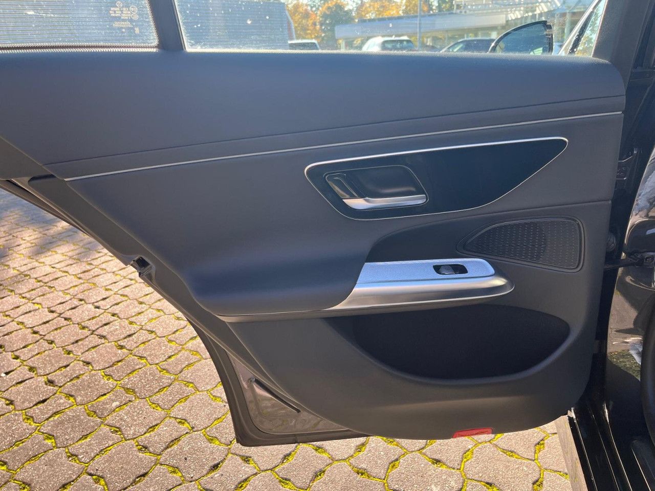 Mercedes-Benz E-Klasse – Bild 18