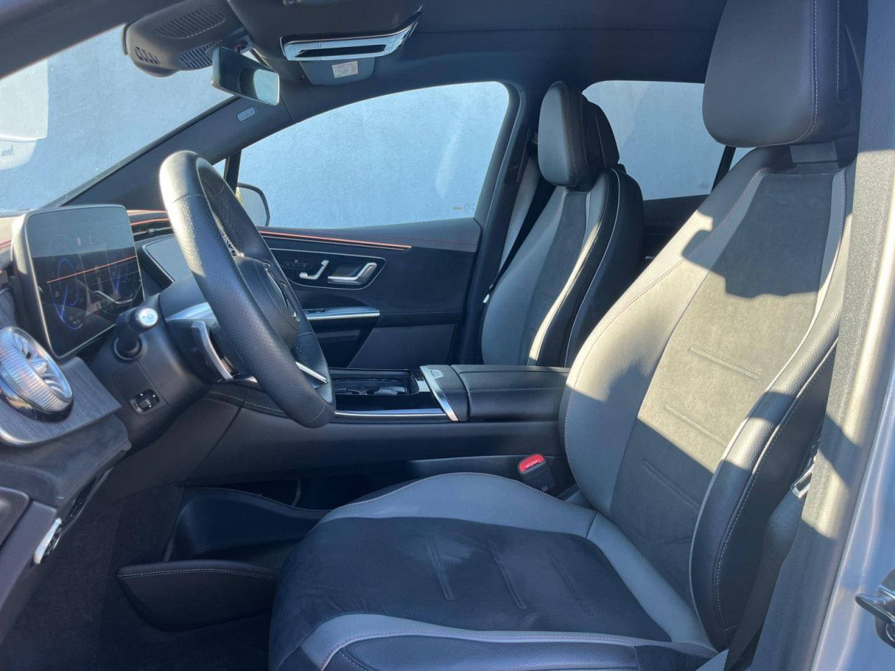 Photo du v&eacute;hicule 18 / 18