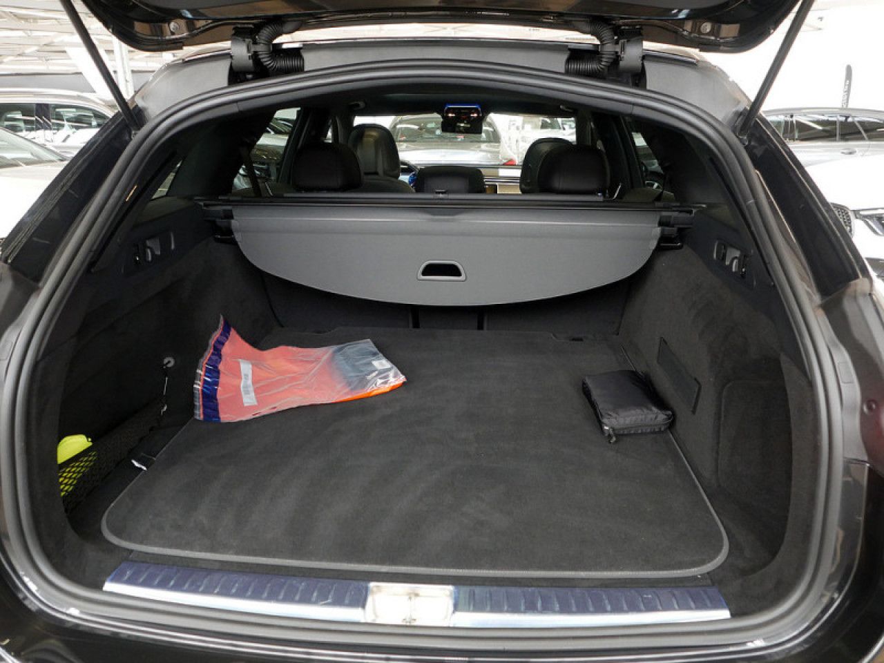 Mercedes-Benz E-Klasse – Bild 11